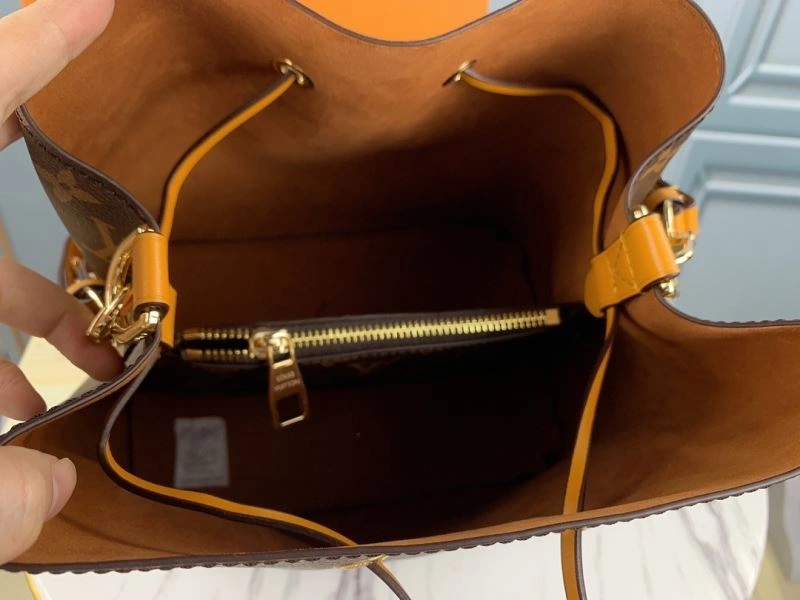 Louis Vuitton Bucket Bags FreshLook 79879