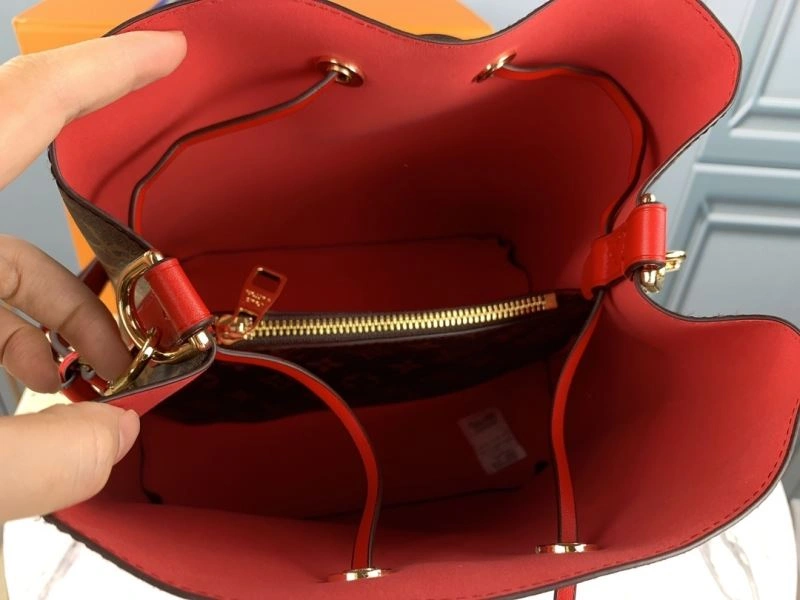 WellDesigned Louis Vuitton Bucket Bags 79875