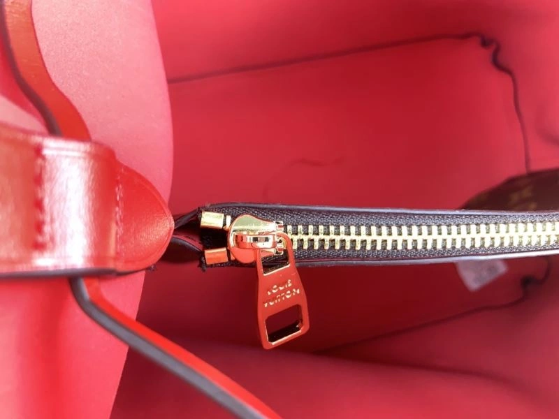 WellDesigned Louis Vuitton Bucket Bags 79875