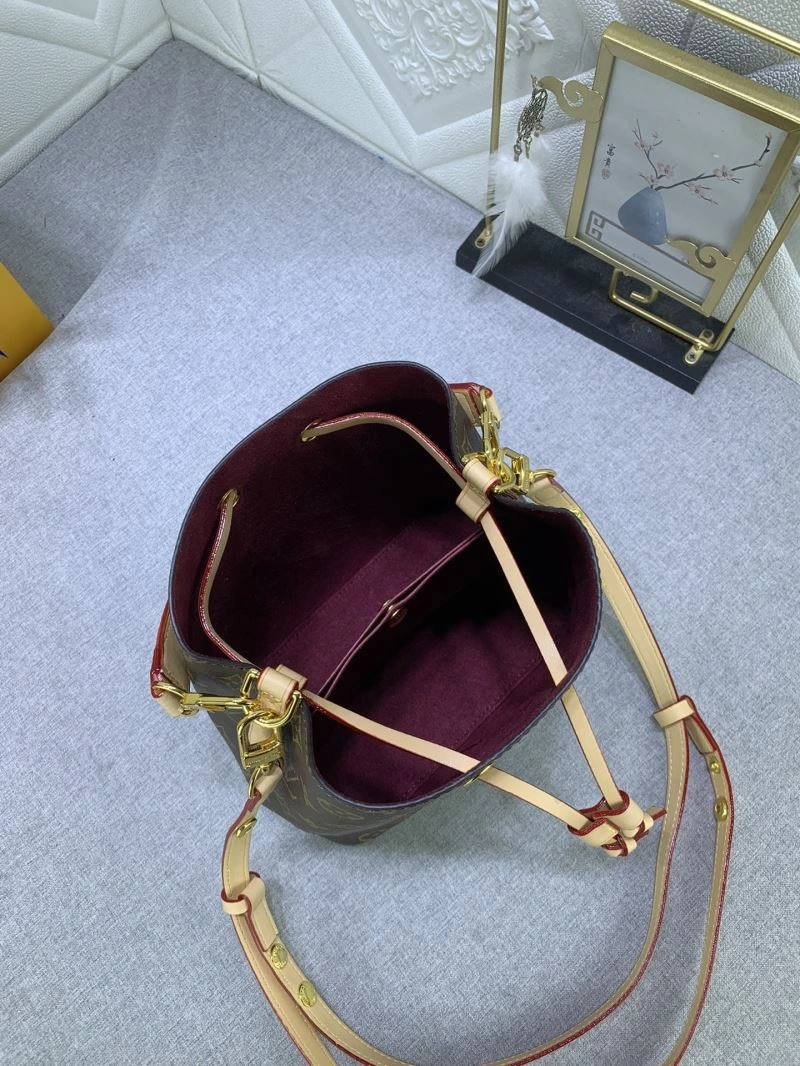 Snug Louis Vuitton Bucket Bags 79859