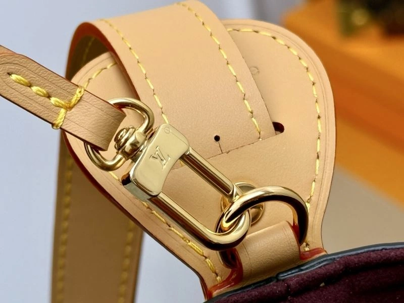 Louis Vuitton Bucket Bags RelaxedFit 79868