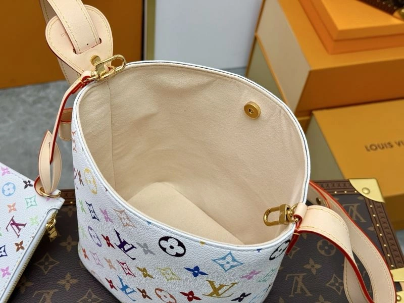 Louis Vuitton Bucket Bags Durable 79863