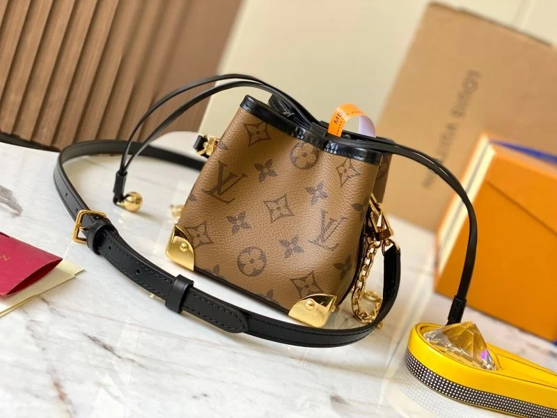 Louis Vuitton Bucket Bags RelaxedFit 40144