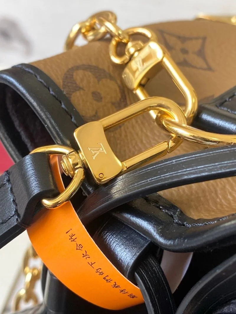 Louis Vuitton Bucket Bags RelaxedFit 40144