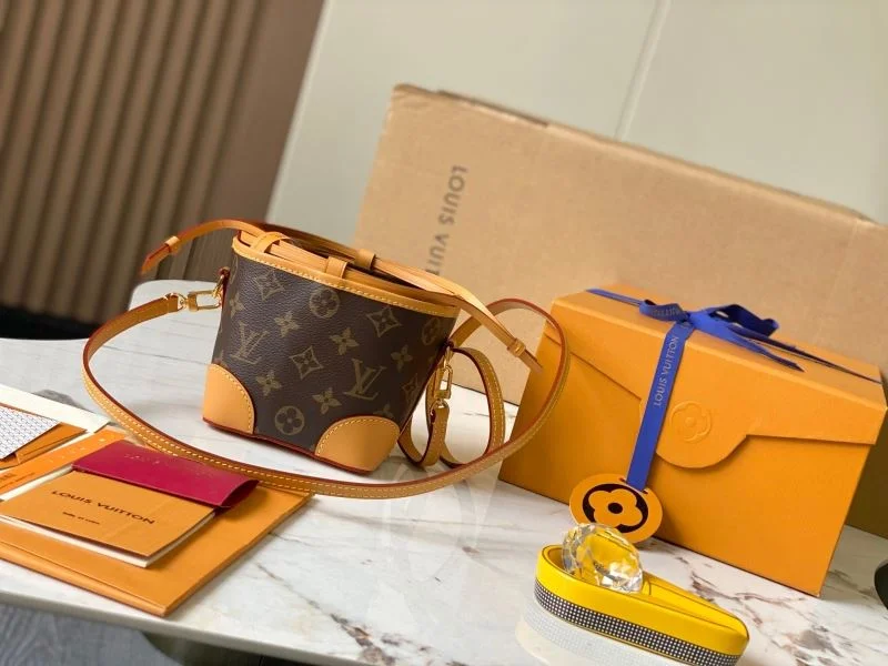 Louis Vuitton Bucket Bags NewStyle 40193