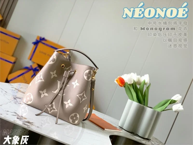 Louis Vuitton Bucket Bags Flexible 40143