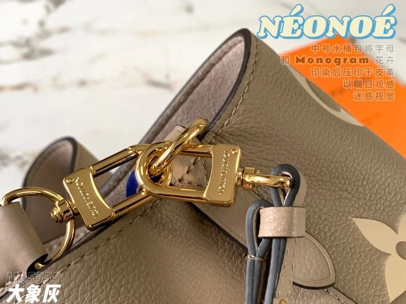 Louis Vuitton Bucket Bags Flexible 40143