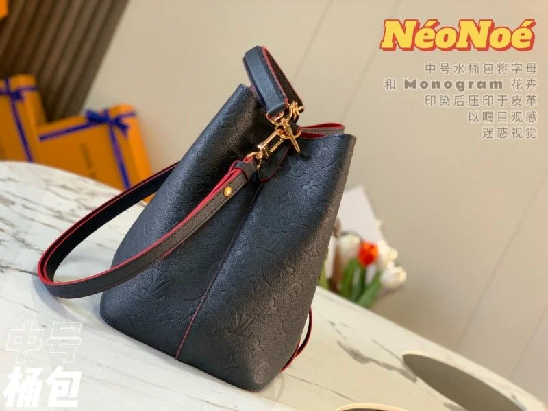 Seasonal Louis Vuitton Bucket Bags 40149