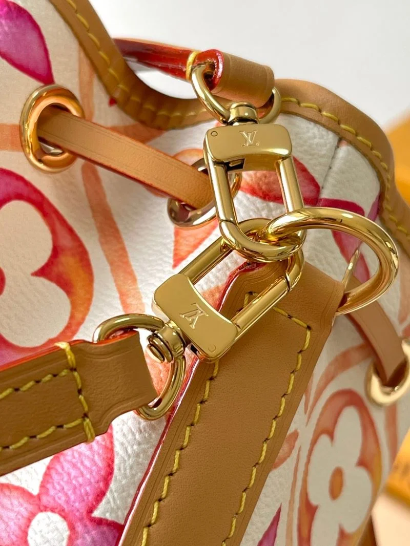 Louis Vuitton Bucket Bags UrbanStyle 40135