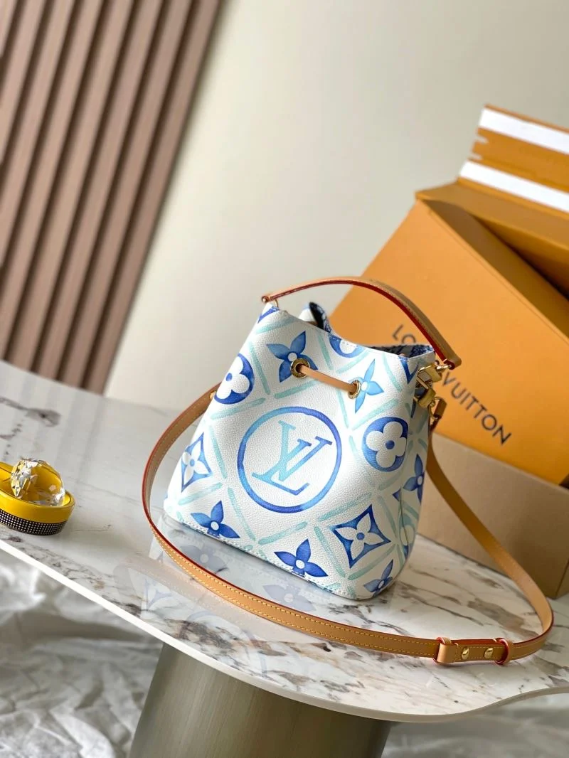 Contemporary Louis Vuitton Bucket Bags 40132
