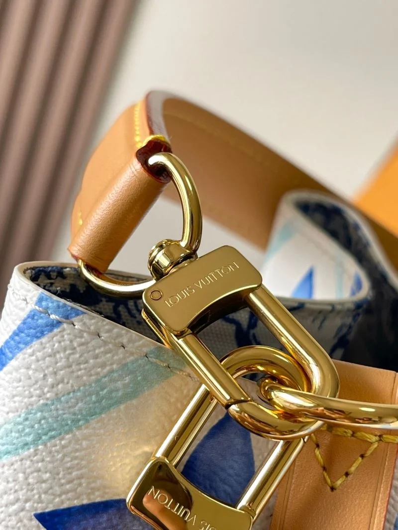 Contemporary Louis Vuitton Bucket Bags 40132