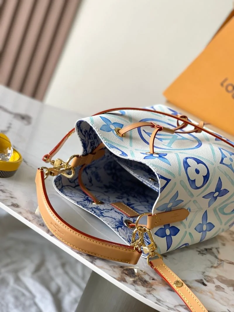 Contemporary Louis Vuitton Bucket Bags 40132