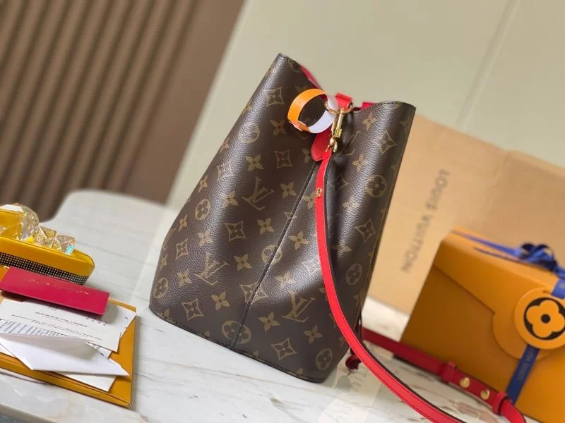 Breathable Louis Vuitton Bucket Bags 40206