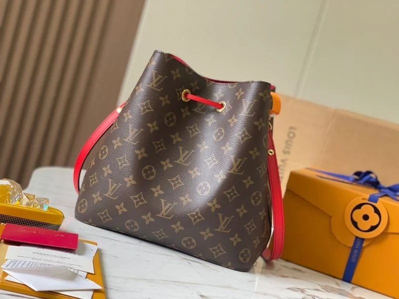 Breathable Louis Vuitton Bucket Bags 40206