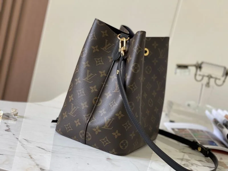 Louis Vuitton Bucket Bags OnTrend 40125