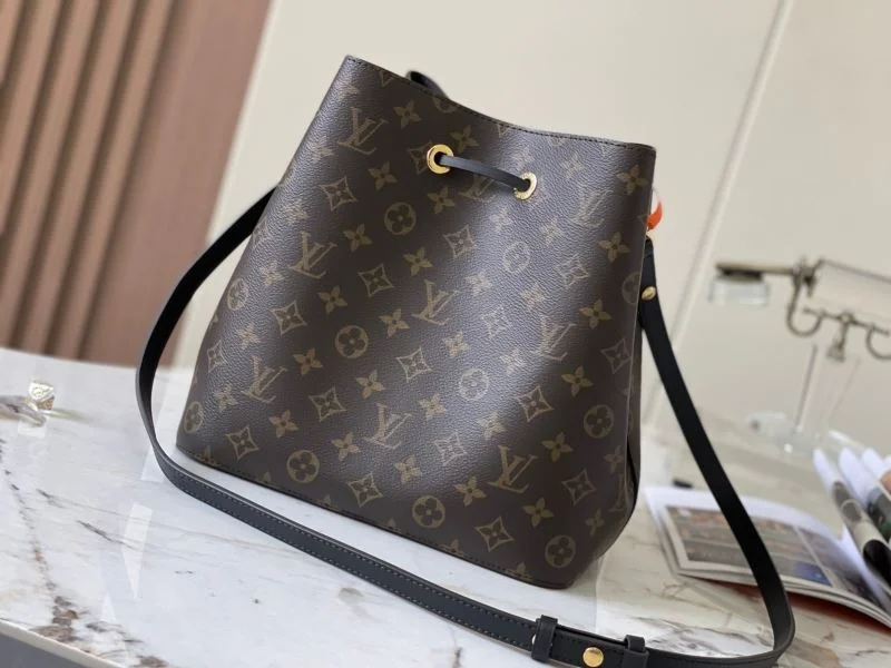 Louis Vuitton Bucket Bags OnTrend 40125