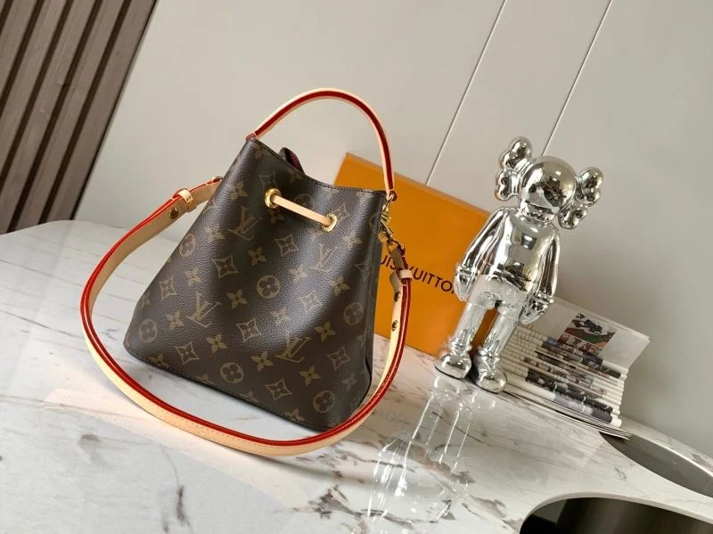 Louis Vuitton Bucket Bags EyeCatching 40124