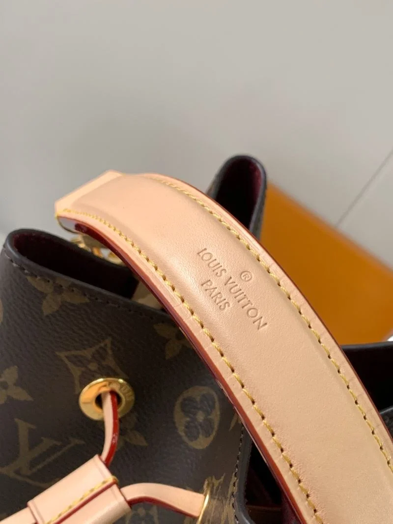 Louis Vuitton Bucket Bags EyeCatching 40124