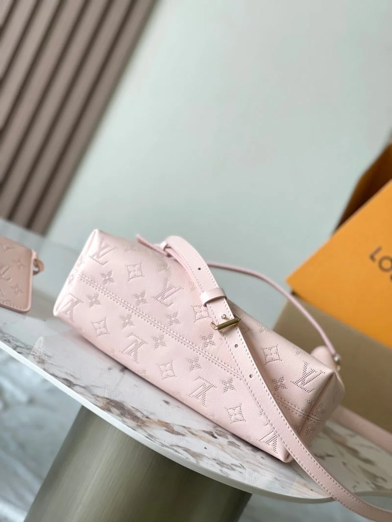 WeatherProof Louis Vuitton Bucket Bags 40117