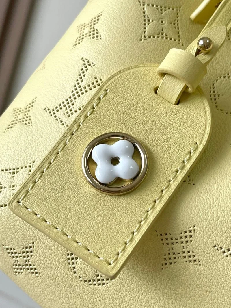 ModernLook Louis Vuitton Bucket Bags 40201