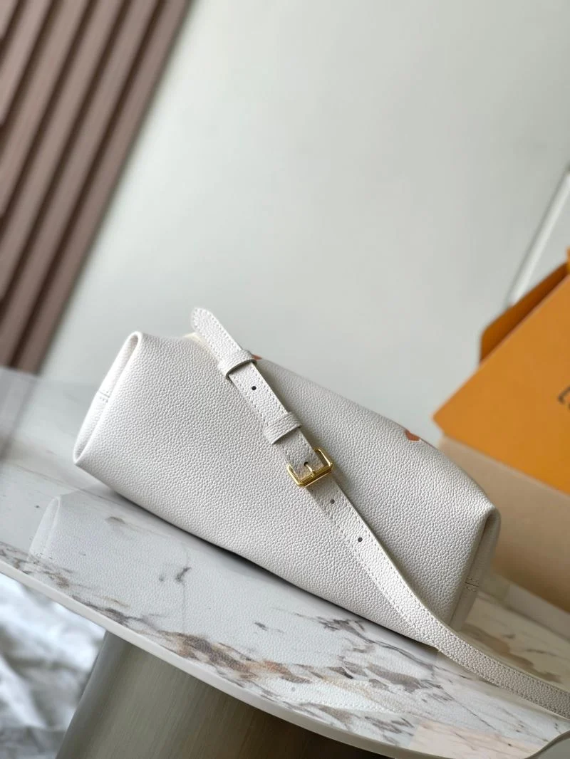 FreshLook Louis Vuitton Bucket Bags 40115