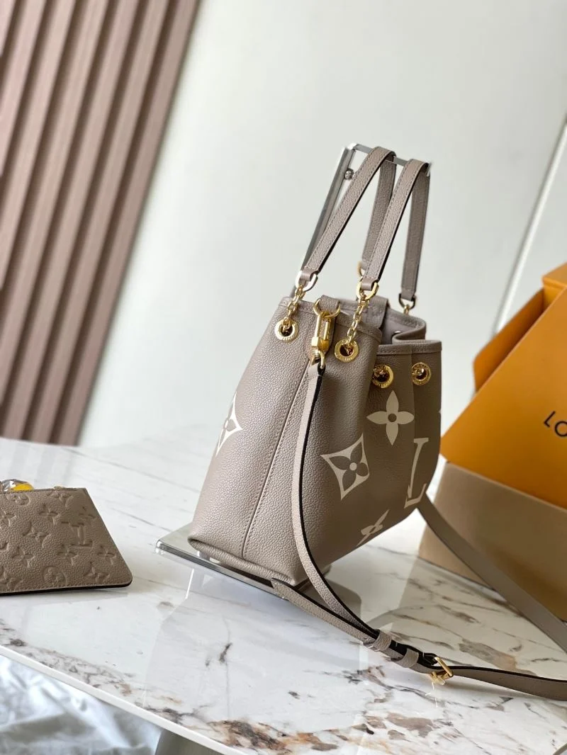 Louis Vuitton Bucket Bags TechFriendly 40114
