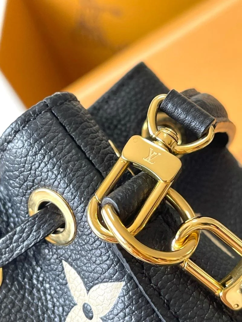 Unique Louis Vuitton Bucket Bags 40111