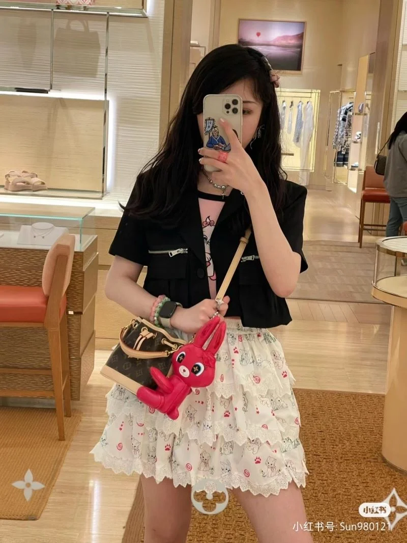 MoistureWicking Louis Vuitton Bucket Bags 40127