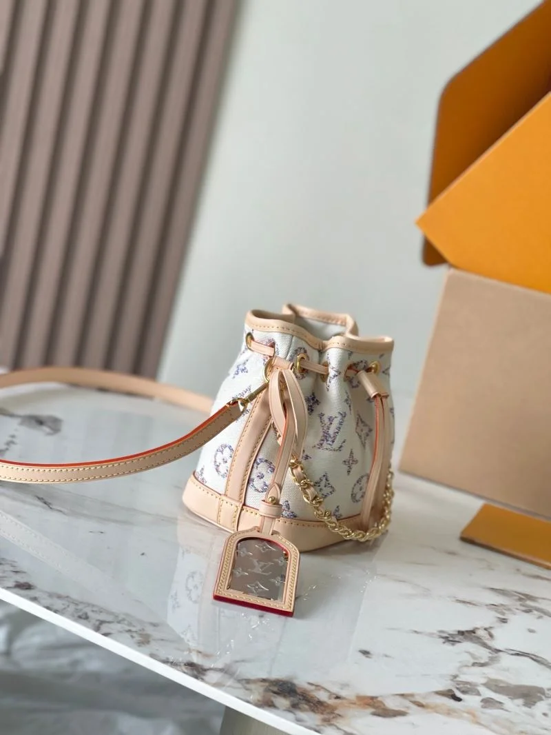 Louis Vuitton Bucket Bags SmoothTexture 40141