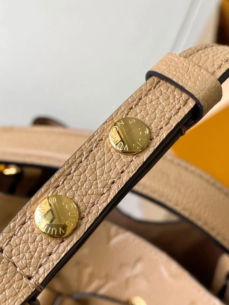 Louis Vuitton Bucket Bags FlexibleFit 40105