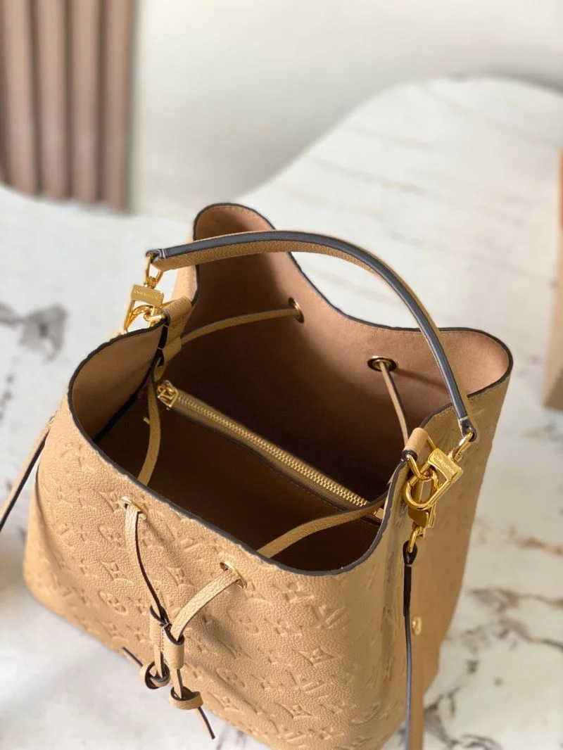 Louis Vuitton Bucket Bags FlexibleFit 40105