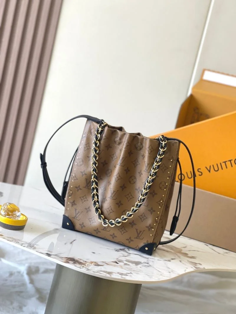 Bold Louis Vuitton Bucket Bags 40113