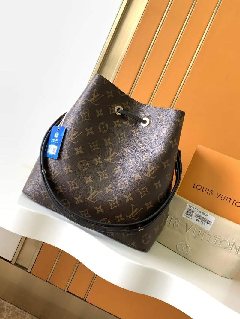 AllSeason Louis Vuitton Bucket Bags 40110