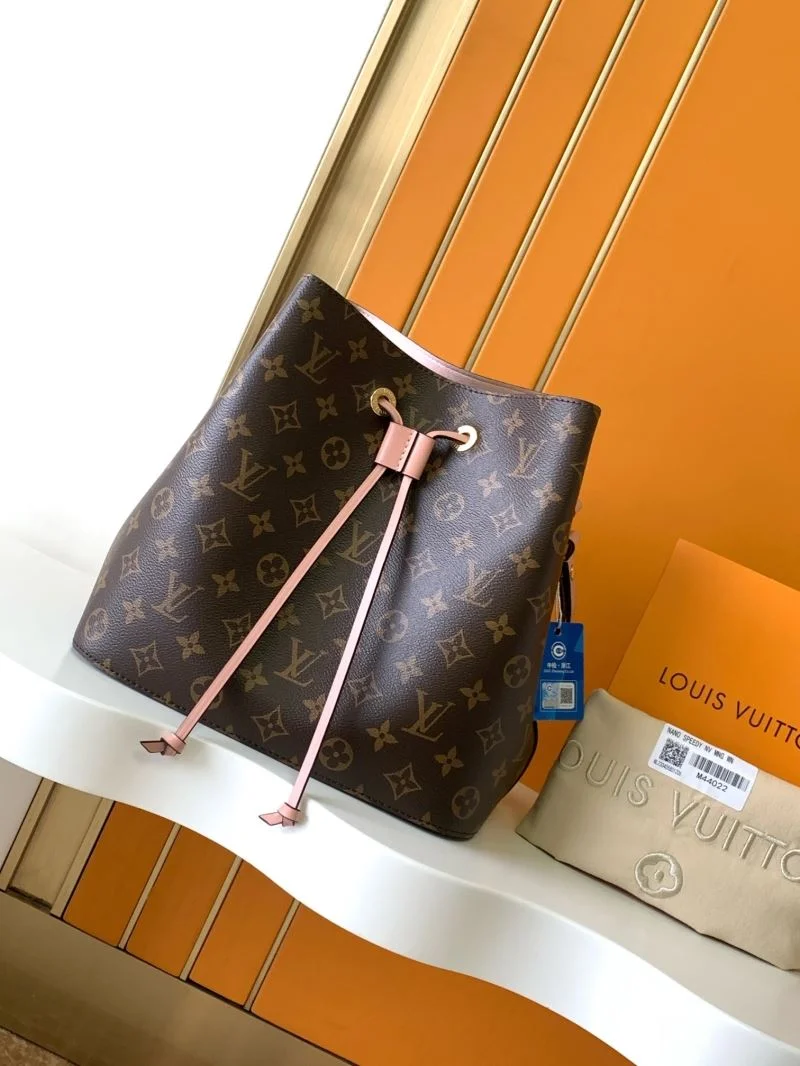 Louis Vuitton Bucket Bags AllSeason 40103
