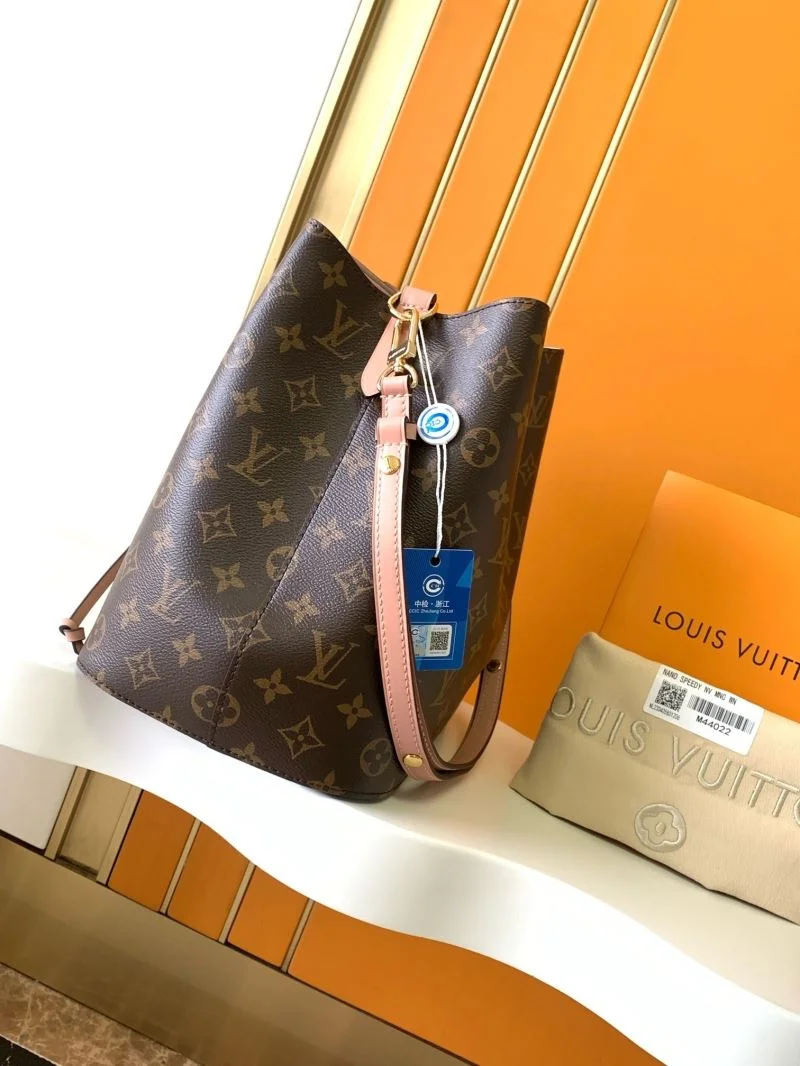 Louis Vuitton Bucket Bags AllSeason 40103