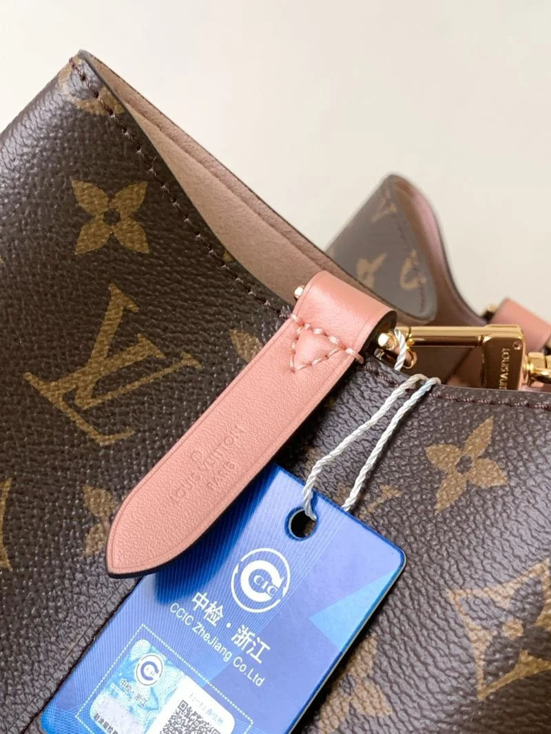 Louis Vuitton Bucket Bags AllSeason 40103