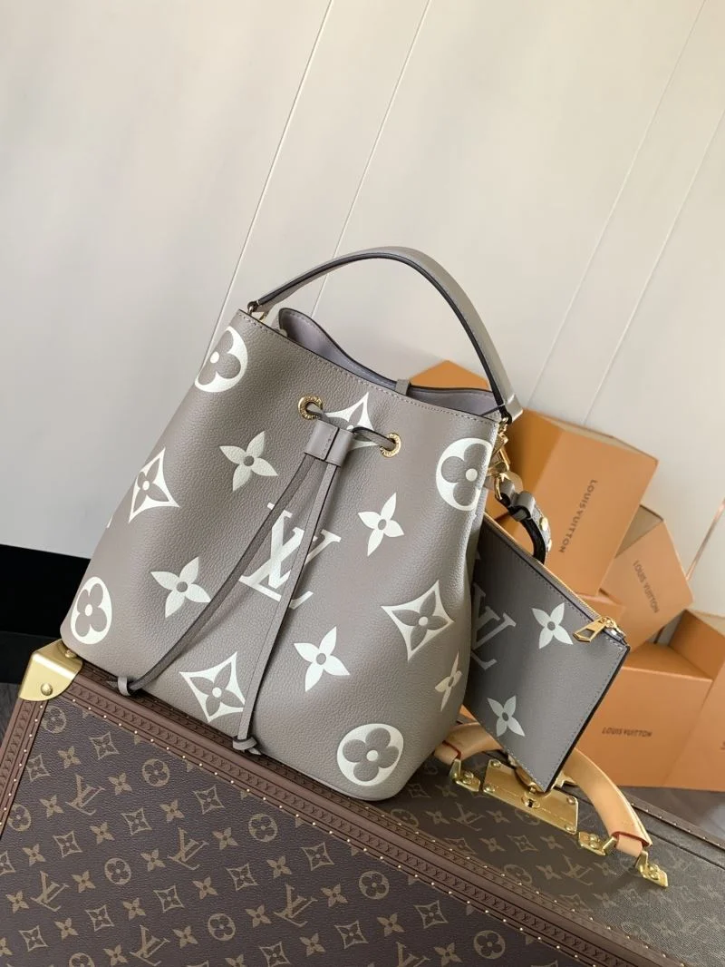 TechFriendly Louis Vuitton Bucket Bags 40106