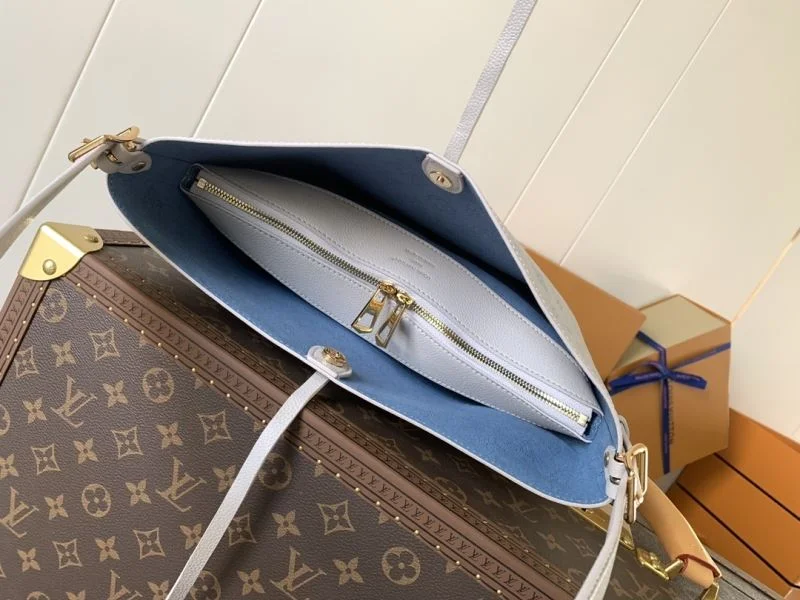 UrbanChic Louis Vuitton Bucket Bags 39273