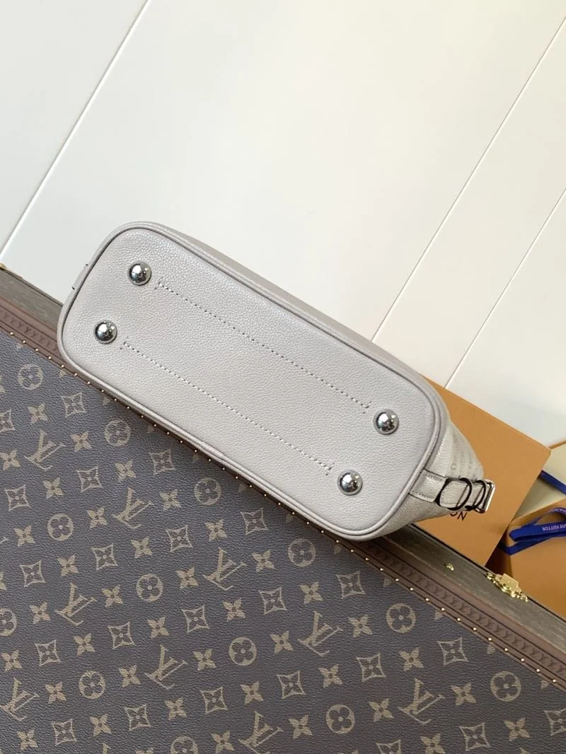 Louis Vuitton Bucket Bags Compact 39279