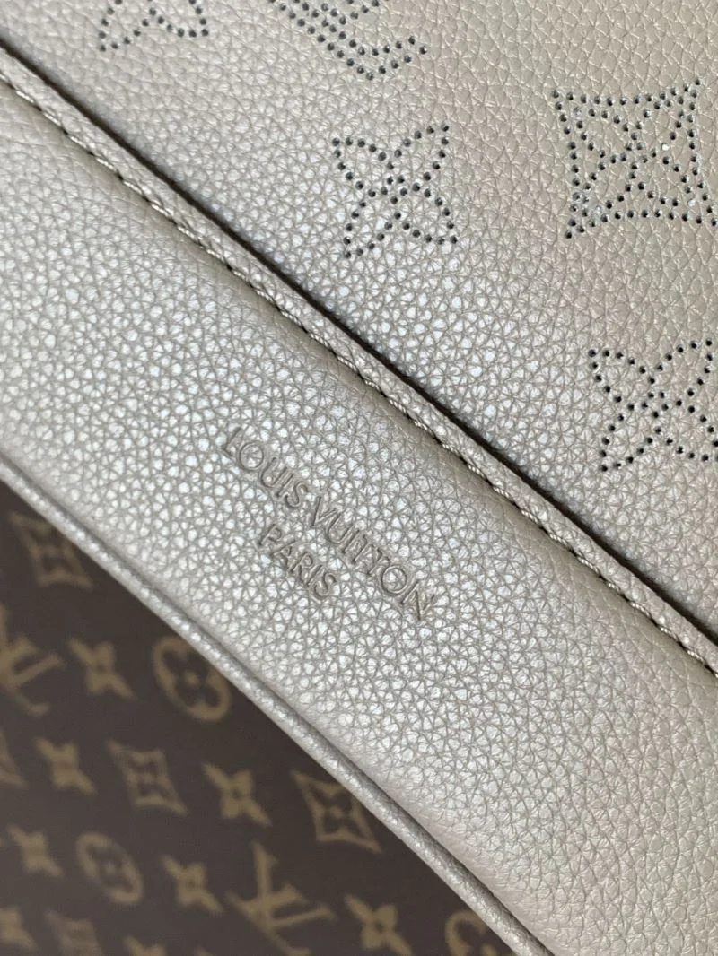 Louis Vuitton Bucket Bags Compact 39279