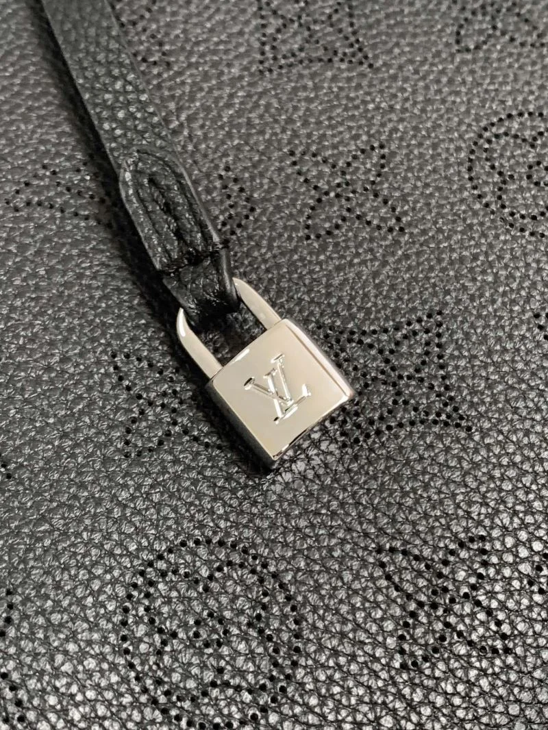 Premium Louis Vuitton Bucket Bags 39271