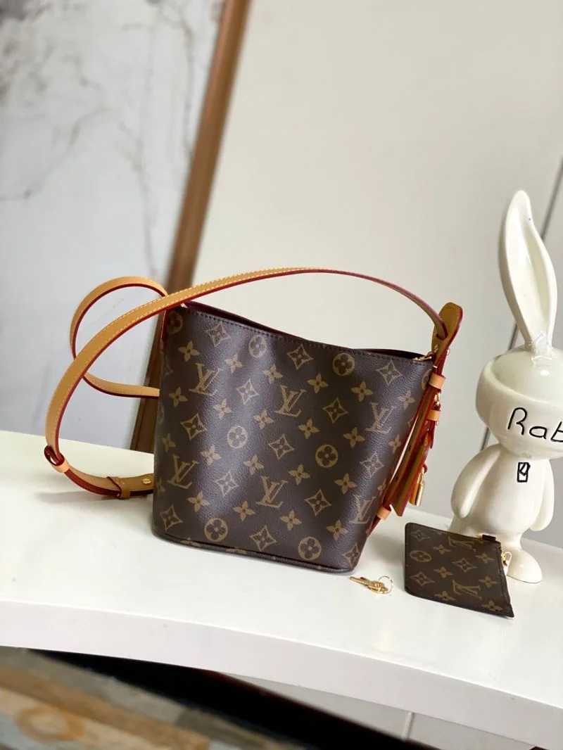 Louis Vuitton Bucket Bags SmartChoice 39019