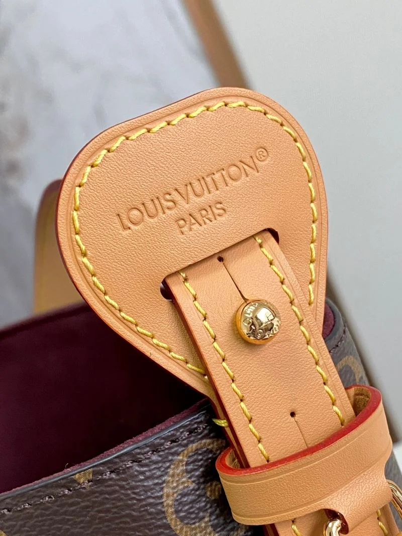 Louis Vuitton Bucket Bags SmartChoice 39019