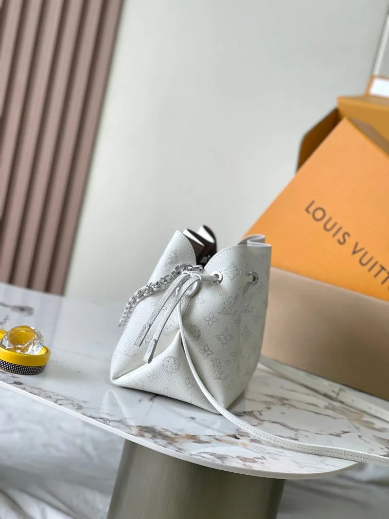 Popular Louis Vuitton Bucket Bags 38906