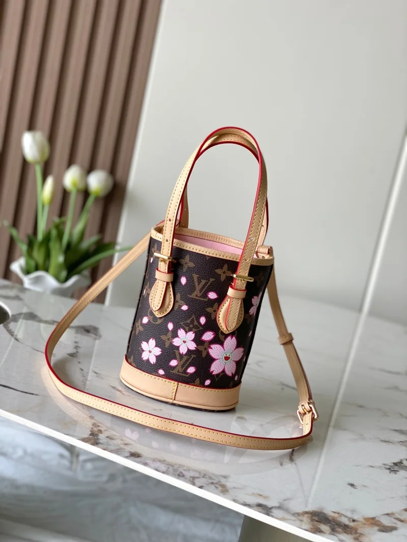 Stylish Louis Vuitton Bucket Bags 38919
