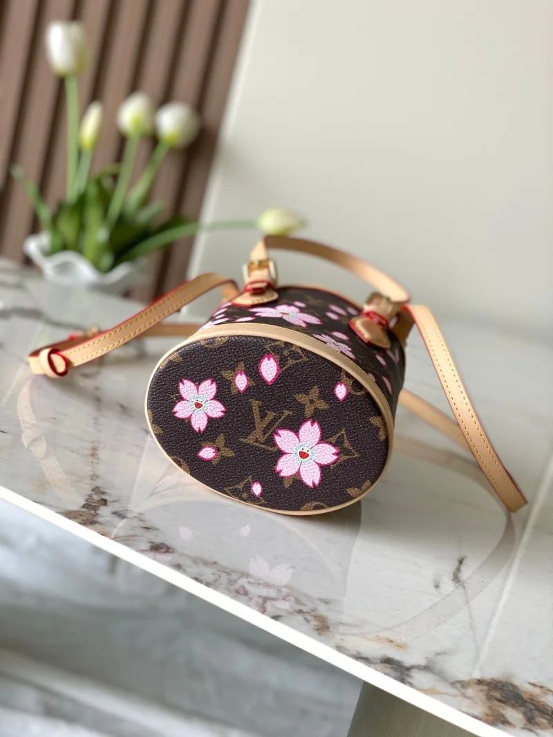 Stylish Louis Vuitton Bucket Bags 38919