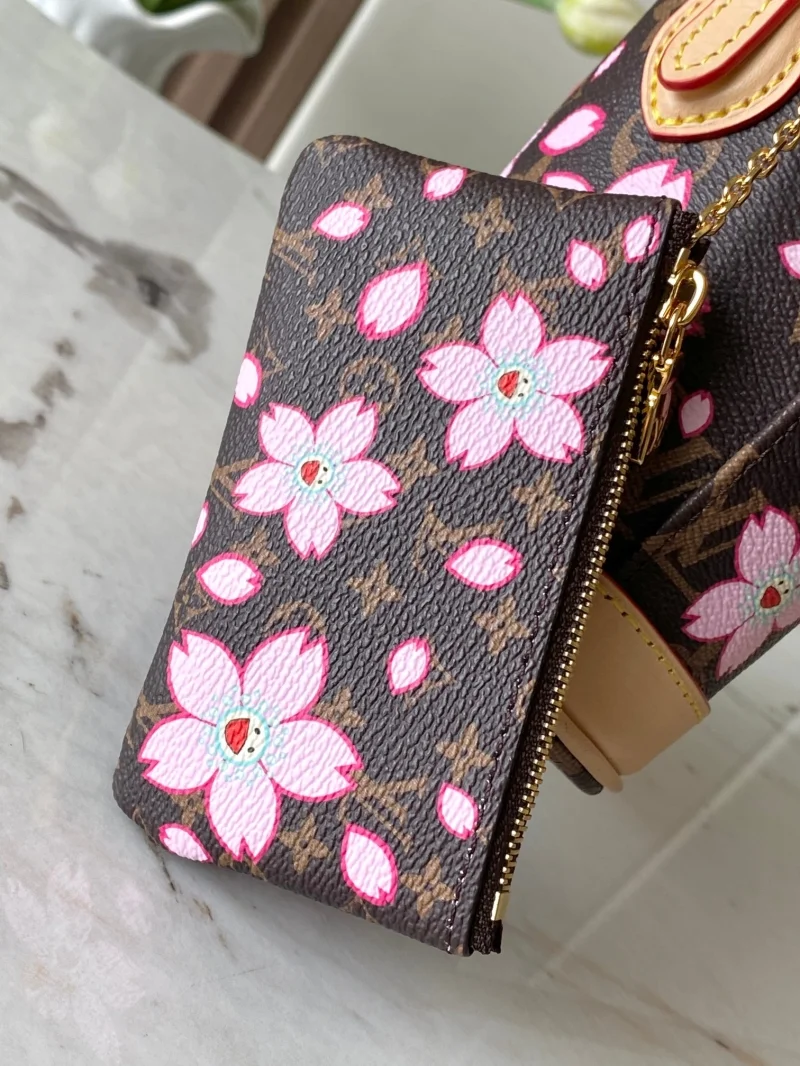 Stylish Louis Vuitton Bucket Bags 38919