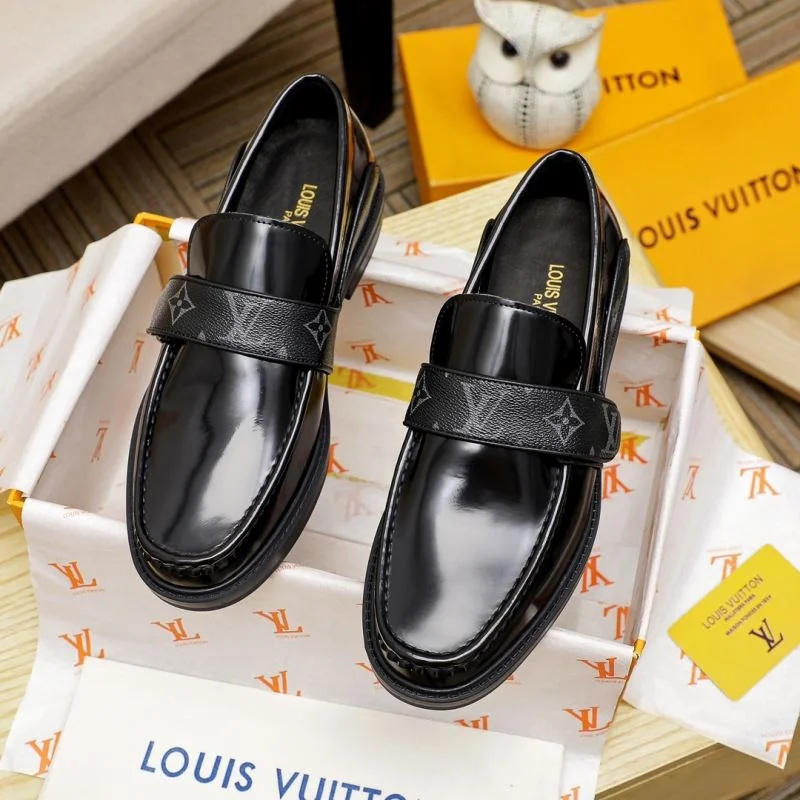 Lightweight Louis Vuitton Business Shoes 30870