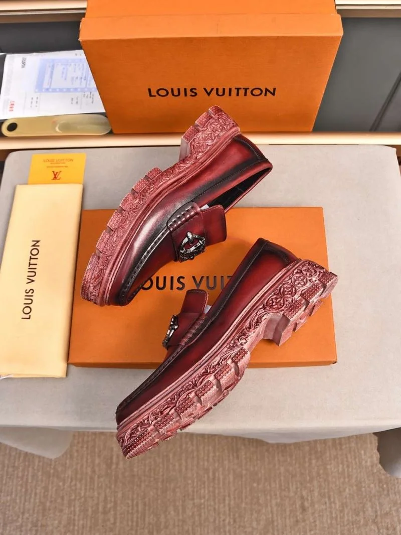Louis Vuitton Business Shoes Fashionable 30852