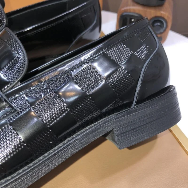 Timeless Louis Vuitton Business Shoes 30831